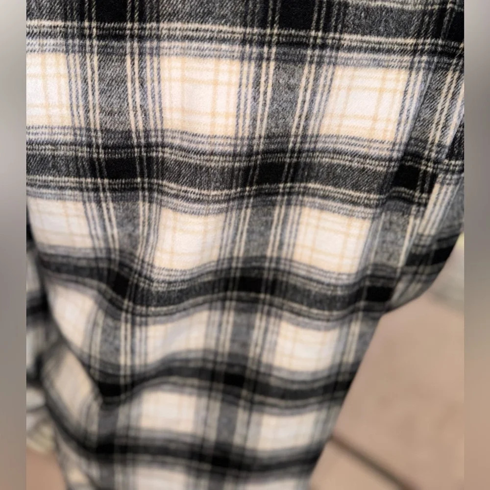 Banana Republic Women Plaid Flannel Shirt Jacket wWith Pockets Button Up SMALL - Picture 5 of 16